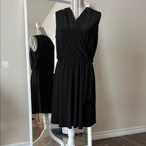 Elegant Black Sleeveless Dress